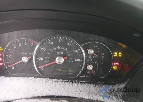 2010 Mitsubishi Galant Fe z USA, uszkodzony, nr VIN 4A32B2FF1AE011424